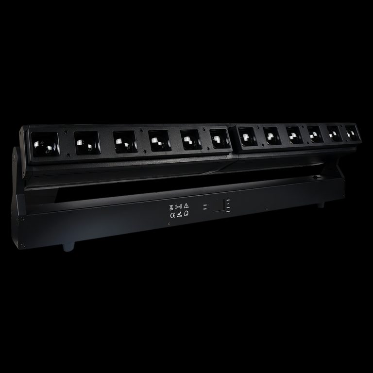 Barra LED RGBW 12x40W Zoom Wash su Sfondo Nero