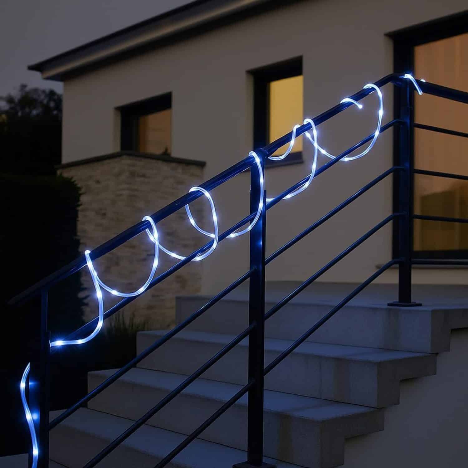 Tubo Luminoso LED Luce Fredda da 20 Metri con 400 LED IP44 1 Tubo luminoso luce fredda xc-8848